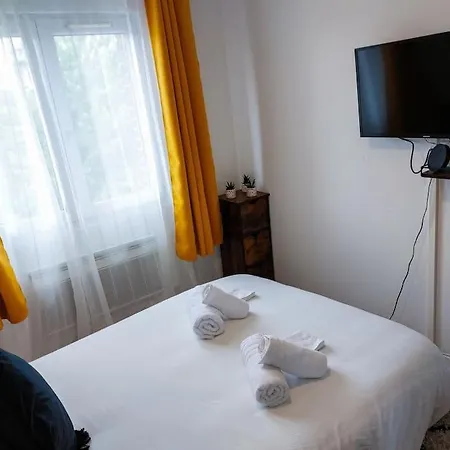 Le Sympathique - Petit Dejeuner, Netflix, Jacuzzi Rouen Buitenkant foto