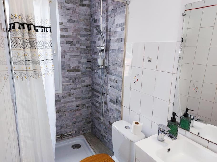 Le - Petit Dejeuner, Netflix, Jacuzzi * Rouen